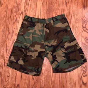 Men's cargo shorts